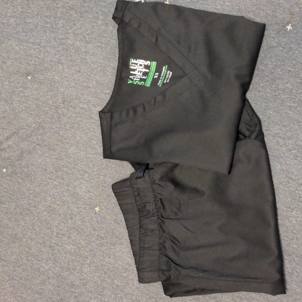 Black scrub set